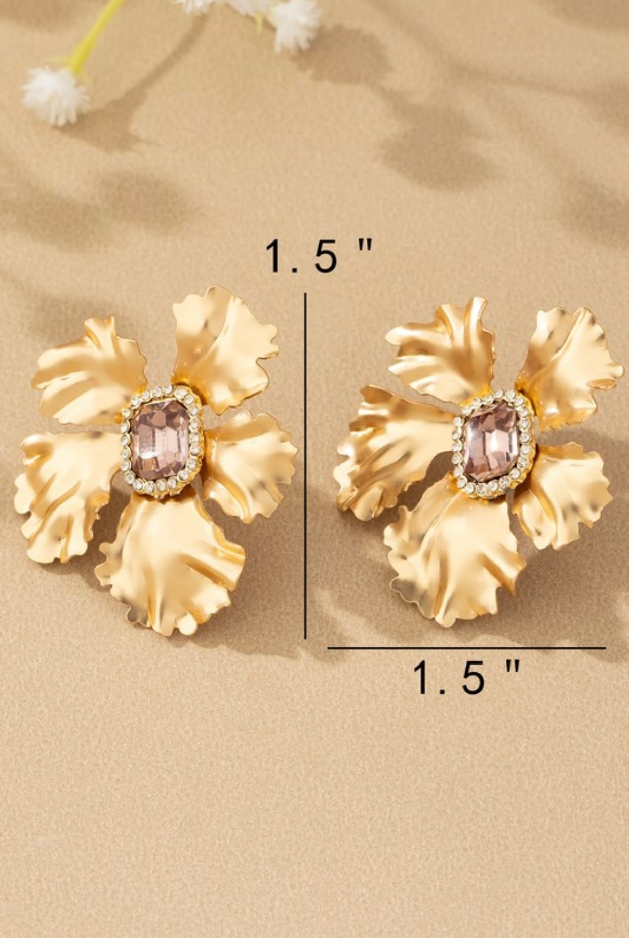 Flower Earrings with Gem